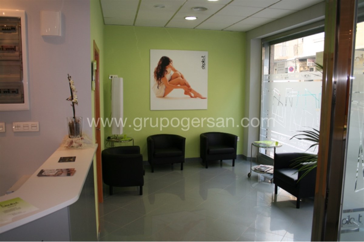 SLIDER REFORMA DE LOCAL COMERCIAL EN ELCHE - ALICANTE PARA CLÍNICA DE DEPILACIÓN LÁSER DEPILA-T