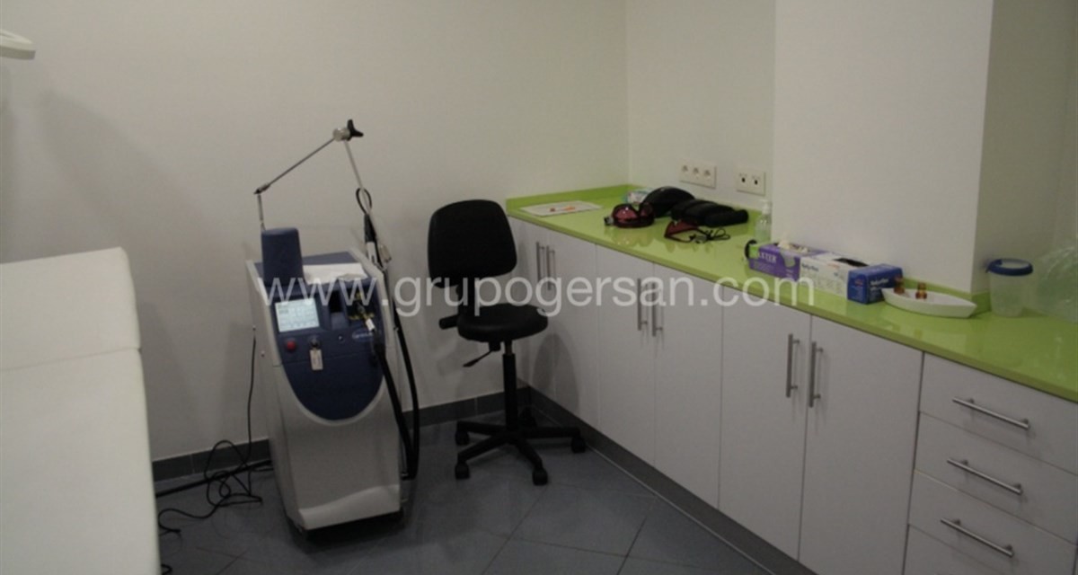 SLIDER REFORMA DE LOCAL COMERCIAL EN ELCHE - ALICANTE PARA CLÍNICA DE DEPILACIÓN LÁSER DEPILA-T