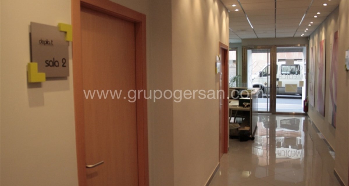 SLIDER REFORMA DE LOCAL COMERCIAL EN ELCHE - ALICANTE PARA CLÍNICA DE DEPILACIÓN LÁSER DEPILA-T